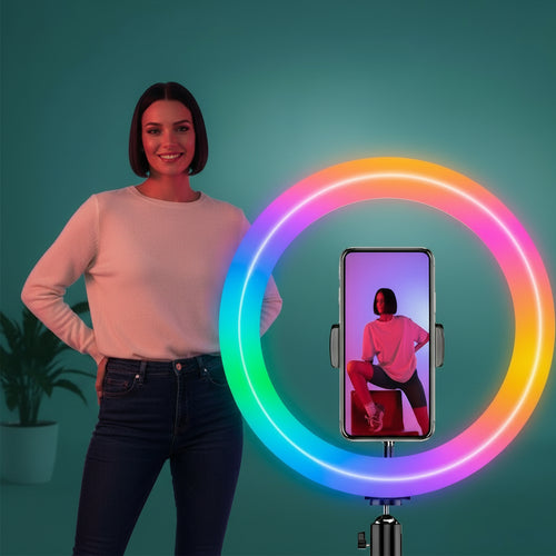 Aro de luz LED de 33 cm con soporte para celular, emitiendo luz cálida sobre fondo blanco | Pillaca