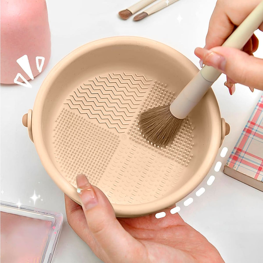 Limpiador de brochas 3 en 1 con diseño plegable y texturas para limpieza profunda. | Pillaca